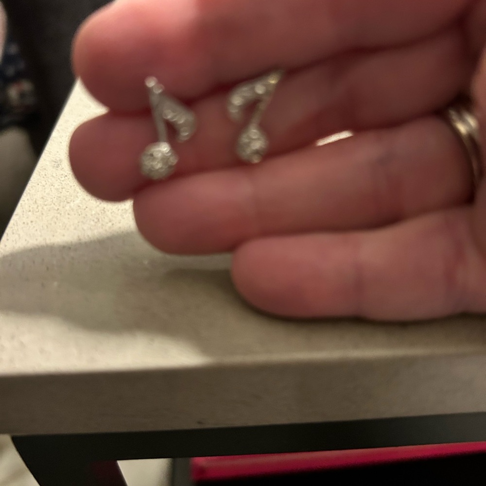 Elegant Silver Music Note Earrings